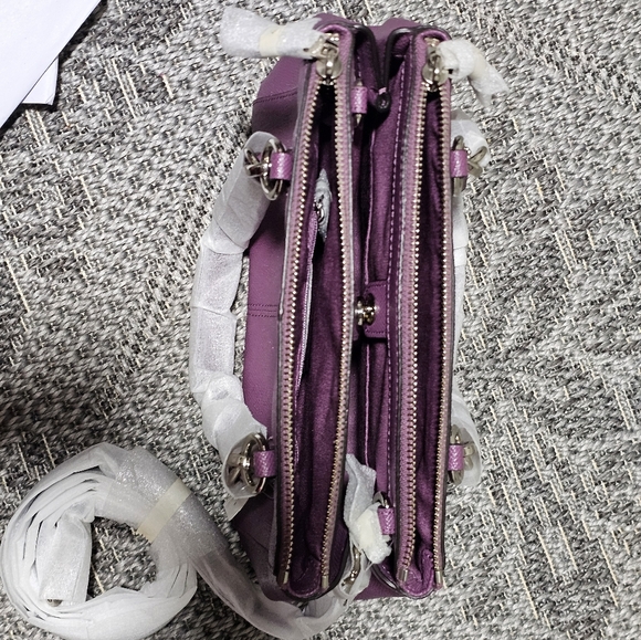 Never Been Used Coach Purple Women's Bag - Picture 13 of 17